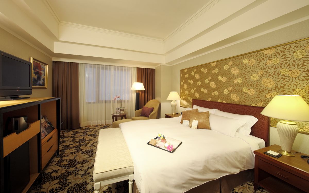 Premier Room