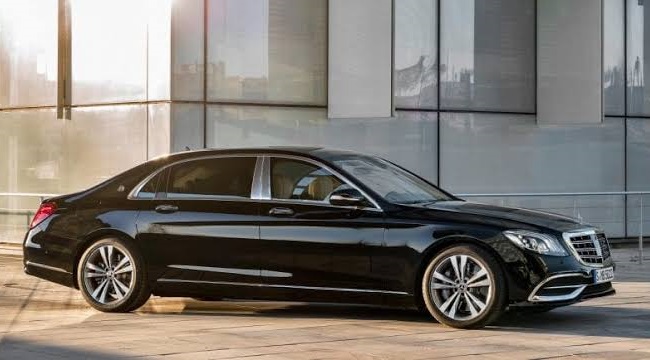 Singapore Airport Executive Sedan
